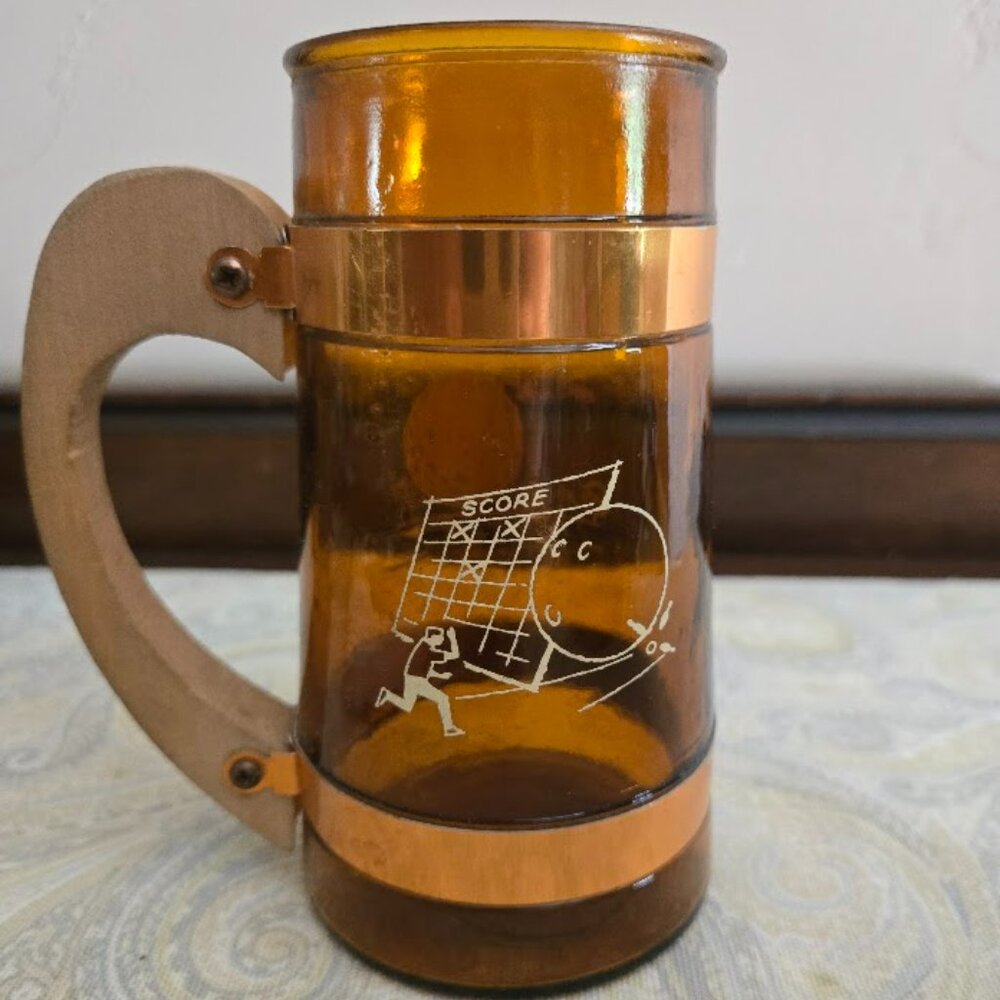Vintage Siesta Ware amber glass mug bowling and golf